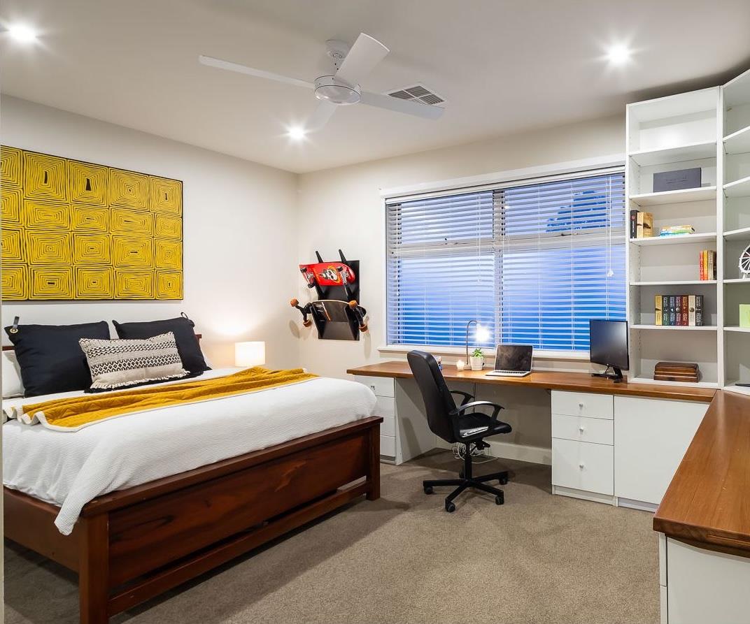 Bedroom Venetian Blinds in white